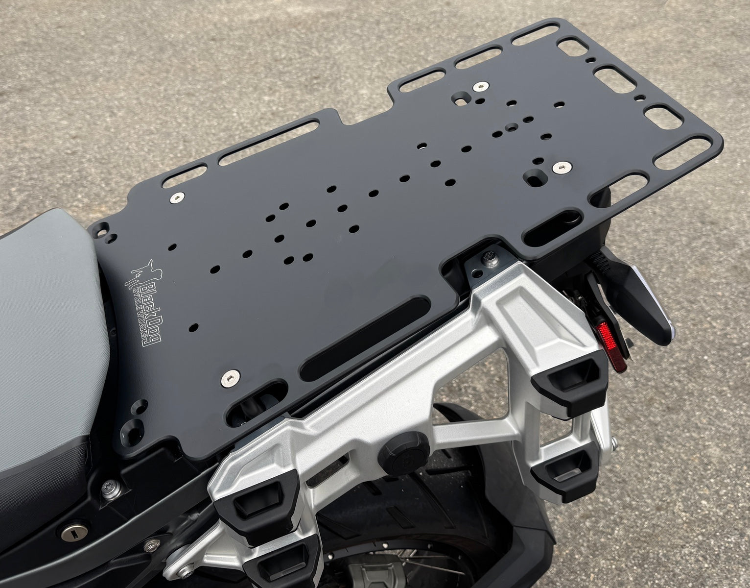 Motorcycle luggage Racks | Rear Luggage Carrier Motorcycle